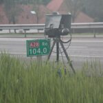 Schrikbarende stijging: Dit zijn de nieuwe verkeersboetes. Nu bel je nooit meer achter het stuur!
