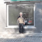 De gemeente verbood hem om een garagedeur te plaatsen: Je gelooft nooit wat hij deed!