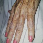 Haar laatste wens was simpel: roze nagels. De reden is ontroerend!