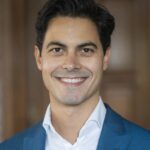 Let hier goed op: in de kleine lettertjes staat dat de AOW-leeftijd veel sneller naar 70 gaat!