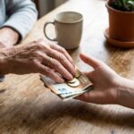 Let hier goed op! Zo gaan de nieuwe schenk- en erfbelastingregels in 2026 jouw gezin raken