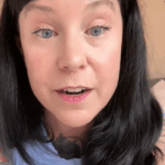 Alleenstaande moeder (48) met Alzheimer deelt haar eerste symptoon!