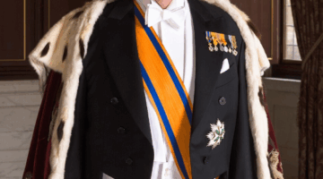 Koning Willem-Alexander spreekt zich uit na asielrellen