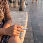 Spanje wil rookregels flink aanscherpen: dit kan vakantiegangers honderden euro’s kosten