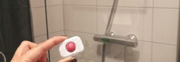 Douche vol kalkaanslag? Deze simpele truc werkt verrassend goed