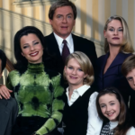 Zo ziet de cast van ‘The Nanny’ er vandaag uit: sommige acteurs herken je bijna niet meer