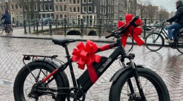 Islamitische school lokt nieuwe leerlingen met gratis fatbike of laptop: opvallende actie zorgt voor discussie