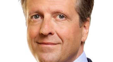 Burgemeester Pechtold waarschuwt na aanvallen op vrouwen: ‘Ga voorlopig niet alleen fietsen’