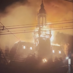 Frankrijk in shock: historisch stadhuis verwoest na enorme rellen