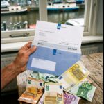 1,2 miljoen Nederlanders gaan volgend jaar voor het eerst belasting betalen over hun spaargeld